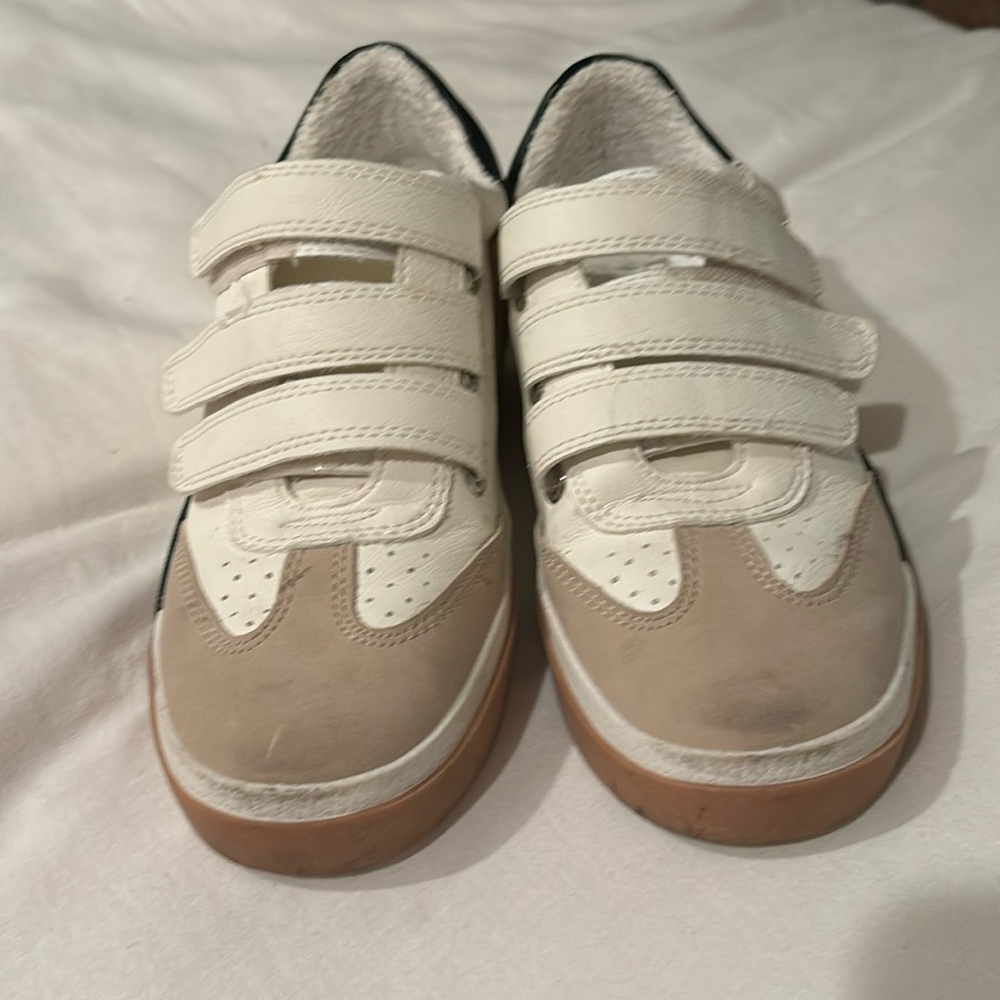 Dolce vita hook sneakers